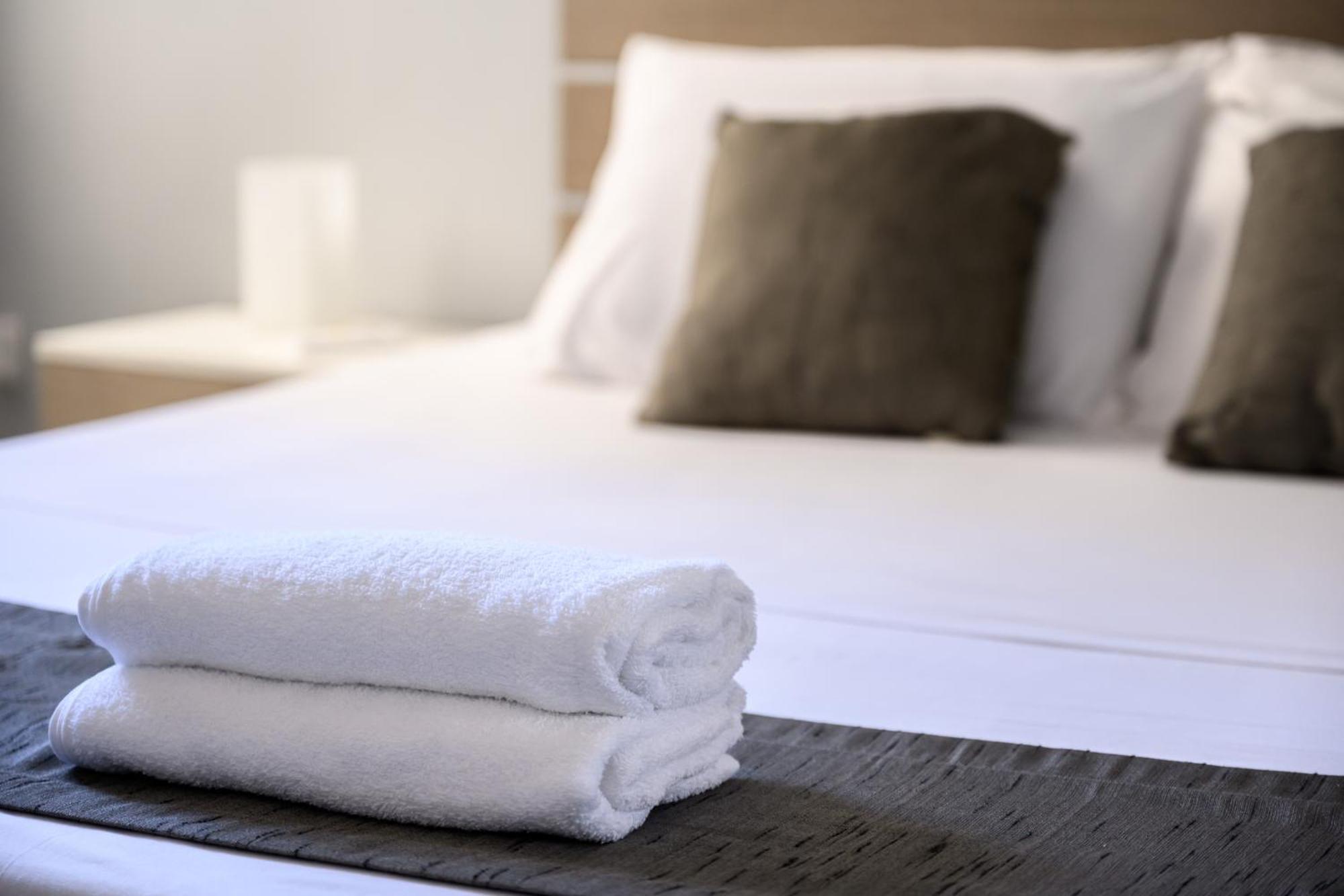 F9 Room 1, Private Double Room With Private Bathroom In Shared Flat مسيدا المظهر الخارجي الصورة